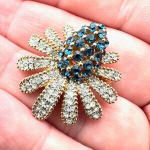 Ciner Womens Brooch Gold Tone Blue Glass Rhinestone Flower Pin